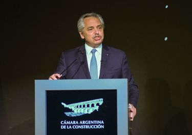 Fernández: Pensemos en generar trabajo y no en lo que cuesta una indemnización