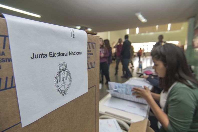 Buscan modificar la forma de votar en las elecciones provinciales de Río Negro.