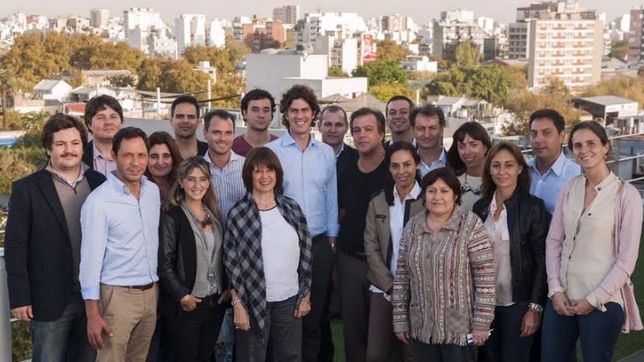 bronca en la legislatura con los diputados que apoyan a lousteau