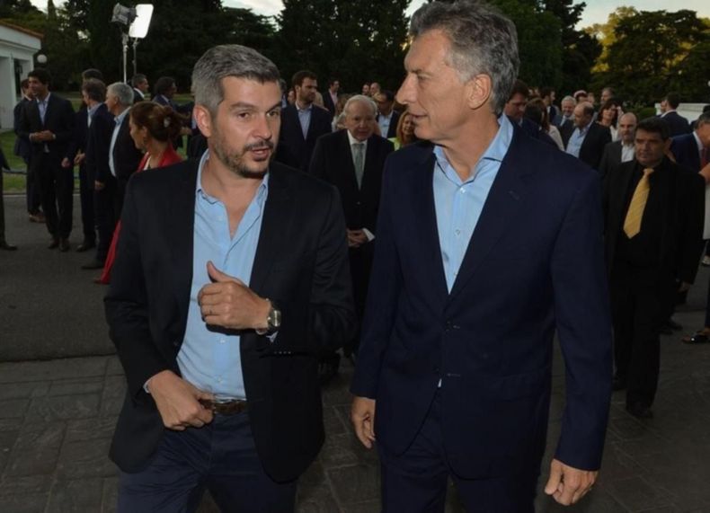 Marcos Peña y Mauricio Macri