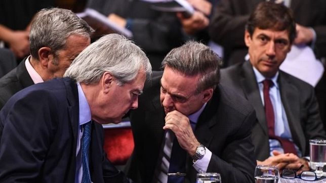 el senado cancelo sus actividades y se dilato el debate por aborto