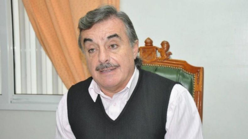 Héctor Eduardo “Chabay” Ruiz Héctor Eduardo “Chabay” Ruiz