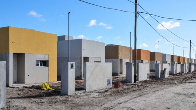 se entregaron 15 viviendas para los vecinos del arroyo el gato