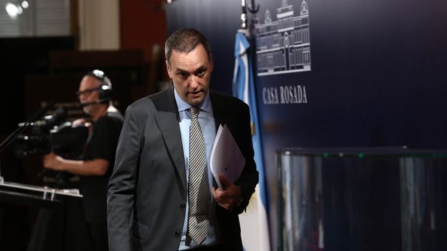 Manuel Adorni, vocero de Javier Milei.