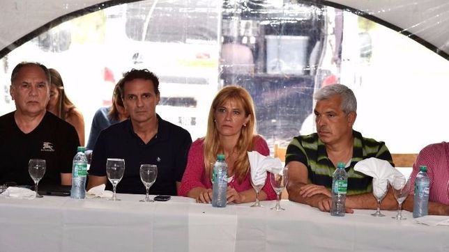 los intendentes le marcaron a la campora que ahora deciden ellos