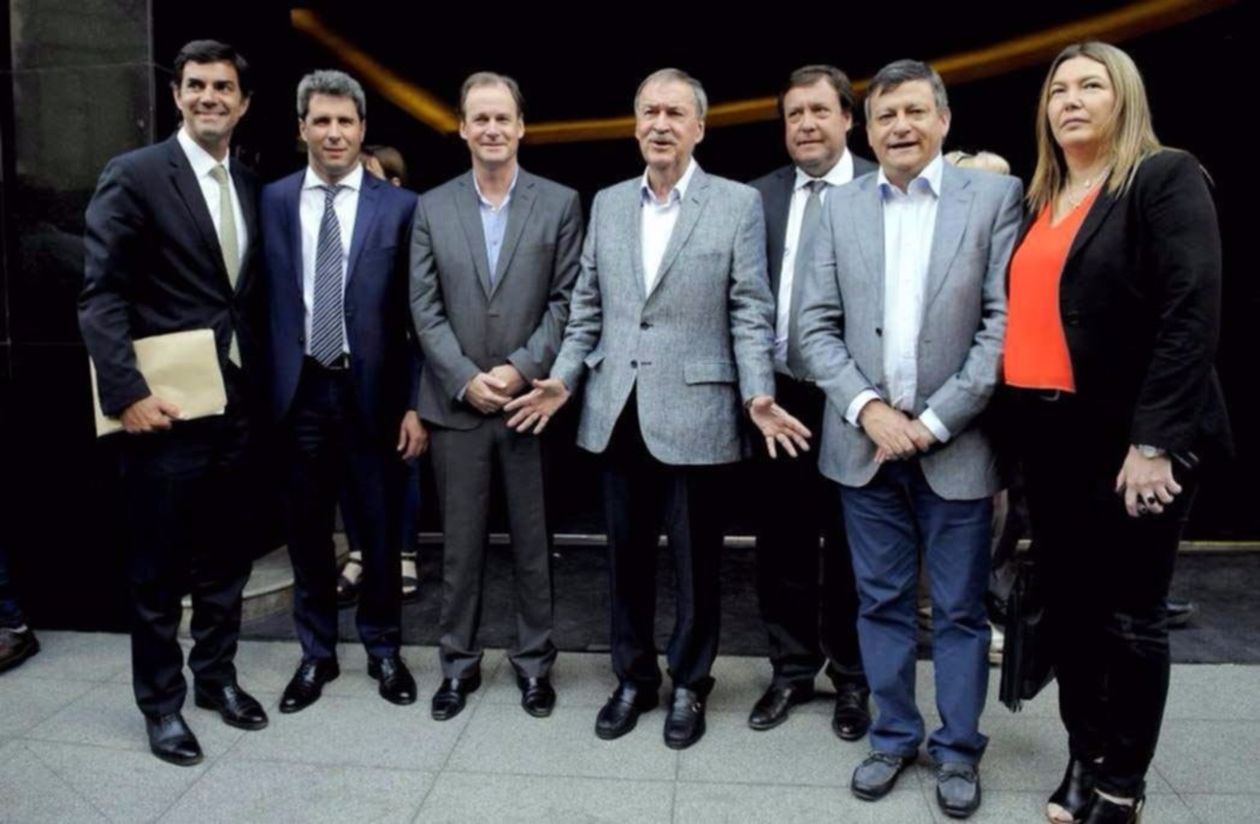 Gobernadores PJ Schiaretti Urtubey Bordet Peppo Casas Uñac Bertone