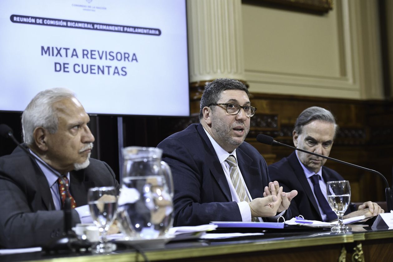 Juan Manuel Olmos es, junto con Daniel Angelici, uno de los dirigentes históricos de la ciudad de Buenos Aires que pisa fuerte en el Consejo de la Magistratura local