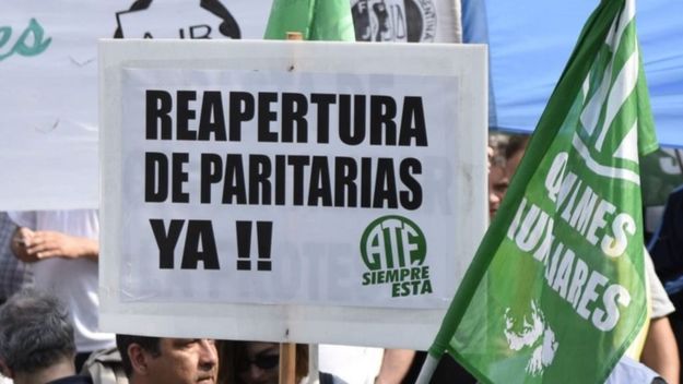 Tras rechazar el bono de Vidal, los estatales bonaerenses adhieren al paro