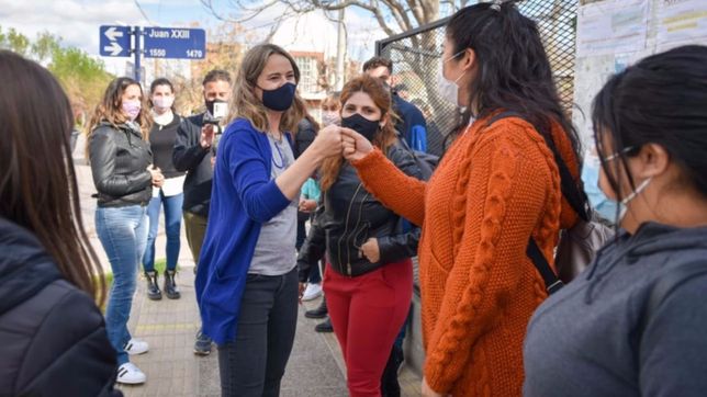 volanteadas y caminatas marcan el cierre de campana en neuquen