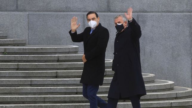 prudencia radical: morales pide ?cautela? y valdes elogio a batakis