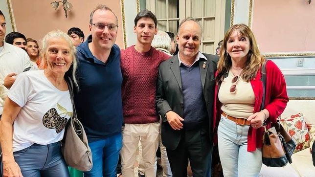 Ignacio Cabrera, junto a Roque Fleitas y parte de la conducción de LLA en Concordia. Fleitas preside el partido en Entre Ríos.&nbsp;