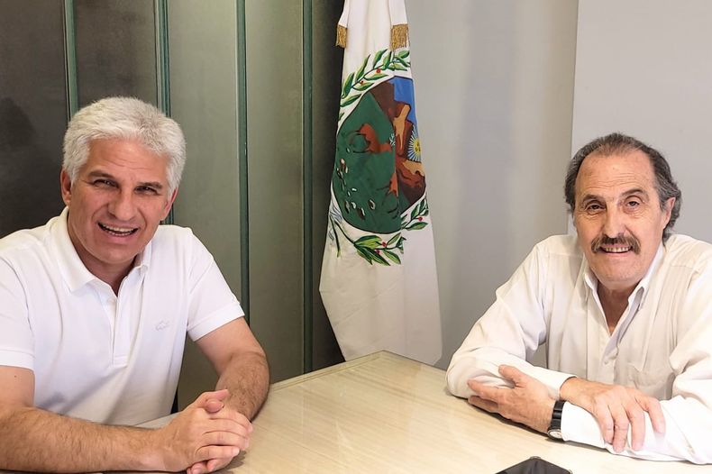 El gobernador de San Luis Claudio Poggi, con el diputado Alberto Arancibia Rodríguez, flamante diputado de La Libertad Avanza. 