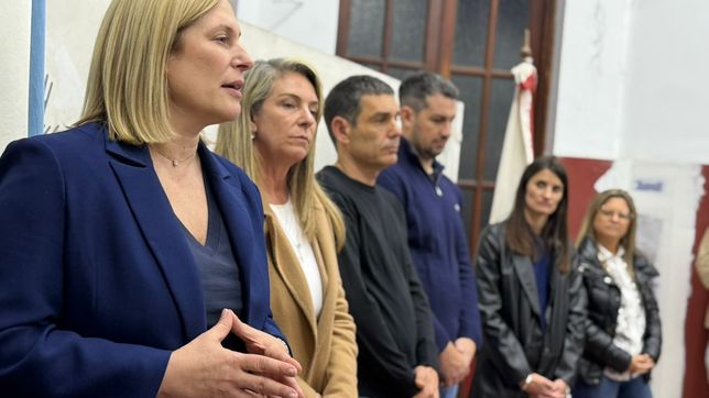 La vicegobernadora Gisela Scaglia en su visita al comité de la UCR en Rosario.