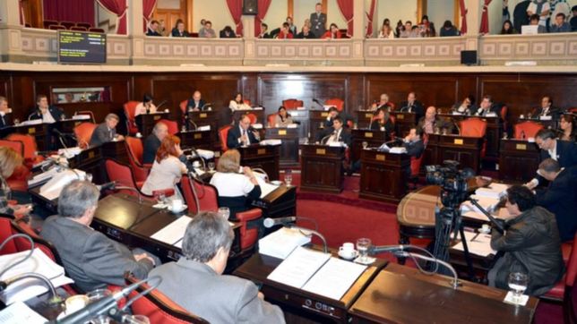 debuto el frente renovador en el senado: juntos pero separados