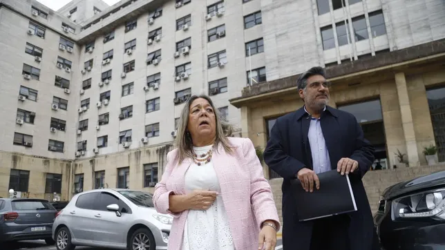 adorni propiedades: aclaran, pero oscurece cada vez mas