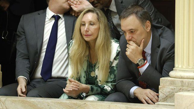 Karina Milei y Manuel Adorni.