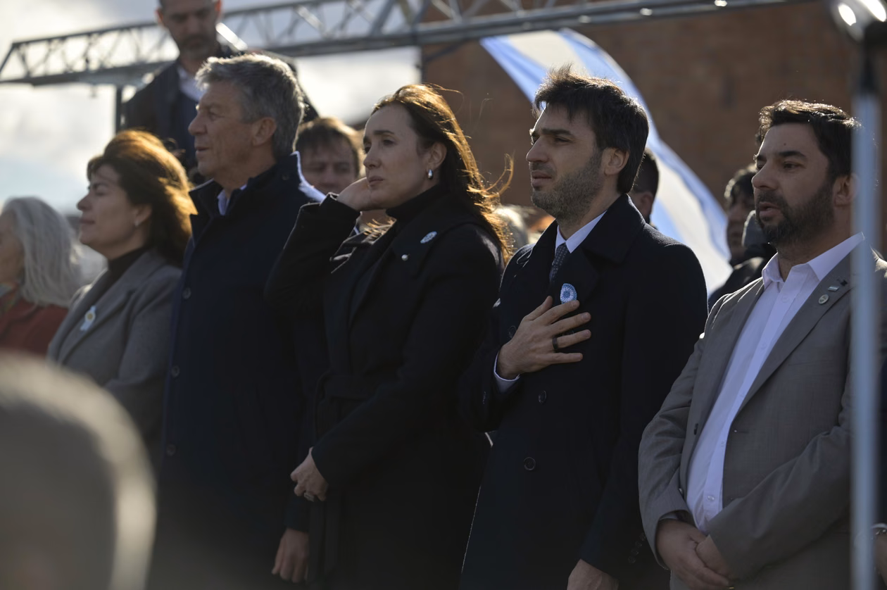 Ignacio Torres con Victoria Villarruel.&nbsp;