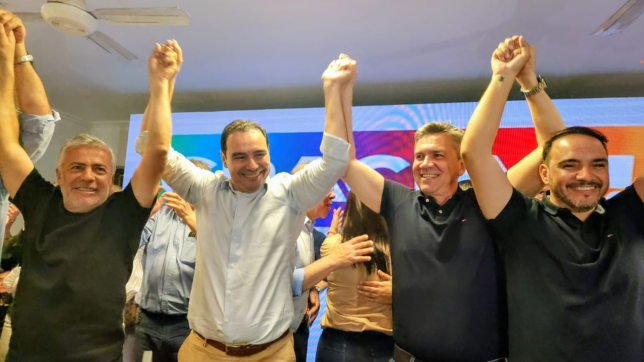 Gustavo y Juan Pablo Valdés con Alfredo Cornejo y Leandro Zdero.