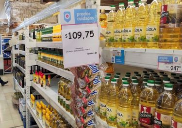 Massa suma a los camioneros de Moyano para controlar los precios