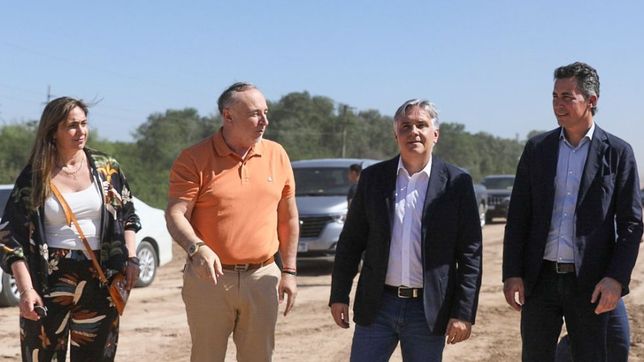 Eduardo Accastello y Martín Llaryora, obras y anuncios para Villa María.