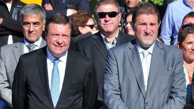 weretilneck nombro un candidato de foulkes y expuso el acuerdo para bajar a pichetto
