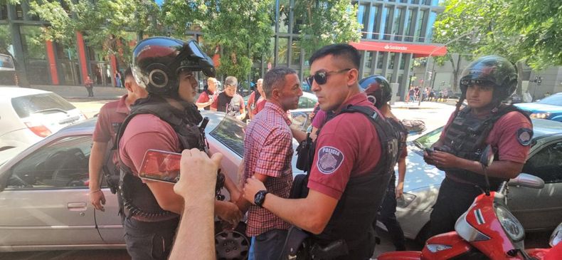 La Policía de la Ciudad detiene a Gastón Ariel Mercanzini, el agresor de Javier Milei.