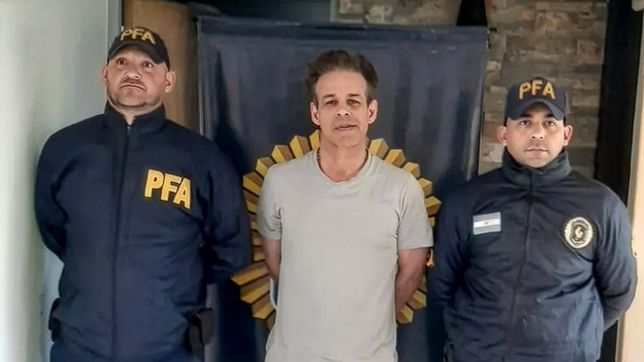 La foto de la detención de Fred Machado. 