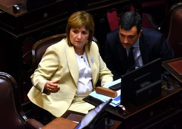 Reforma laboral: Patricia Bullrich avanzó en un acuerdo con la oposición y presiona a Javier Milei.