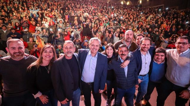 alberto fernandez dejo todo y consiguio el clamor del cordobesismo rebelde