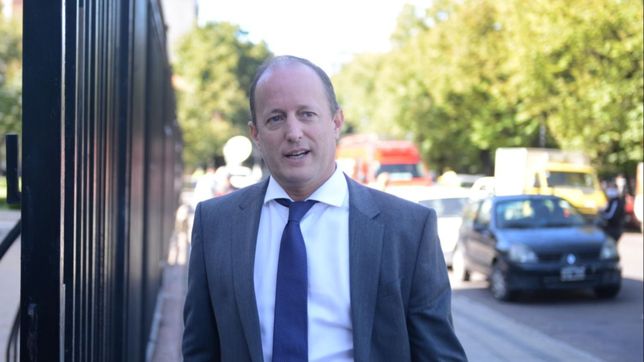 insaurralde cruzo a los ?caraduras? de edesur: ?haganse cargo?