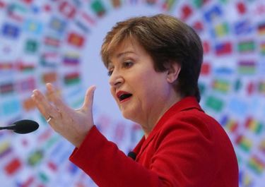 Es cartera: Georgieva mueve primero y acorrala a Batakis