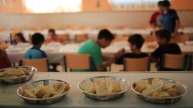 Comedores escolares, los bastiones que alimentan los tentáculos del Grupo L