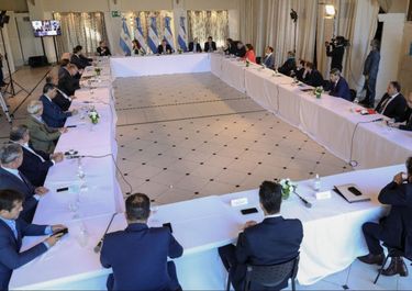 Fernández: Una deuda sostenible es una que no postergue a la Argentina