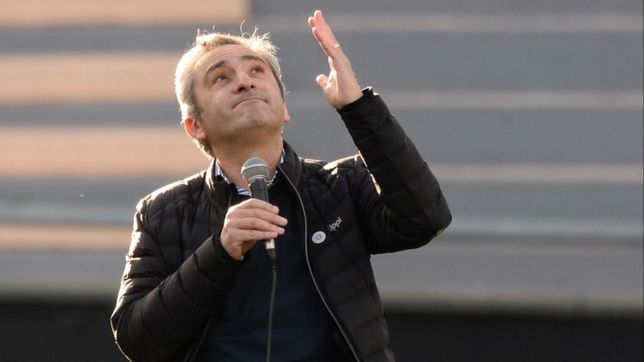 larroque: ?pareciera que se quiere proscribir a la parte mayoritaria del fdt