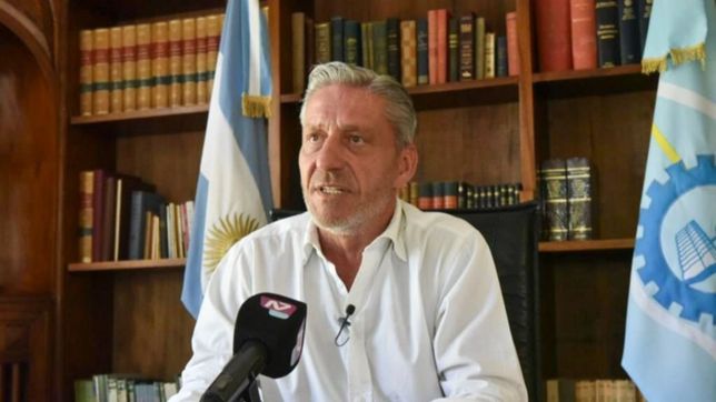 arcioni dio marcha atras con la nueva ley minera y llamara a un plebiscito