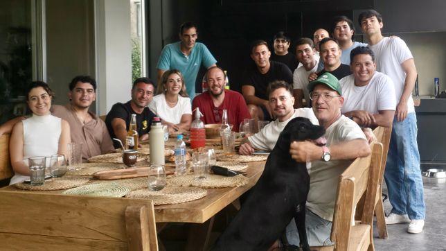 Rodrigo de Loredo junto a su tropa digital