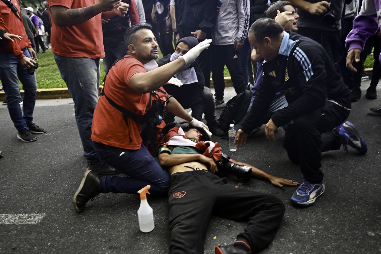 Pablo Grillo, herido por la represión policial.