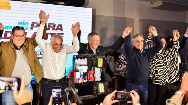 cordoba: llaryora hace calculos en los 200 municipios que tambien votan este domingo