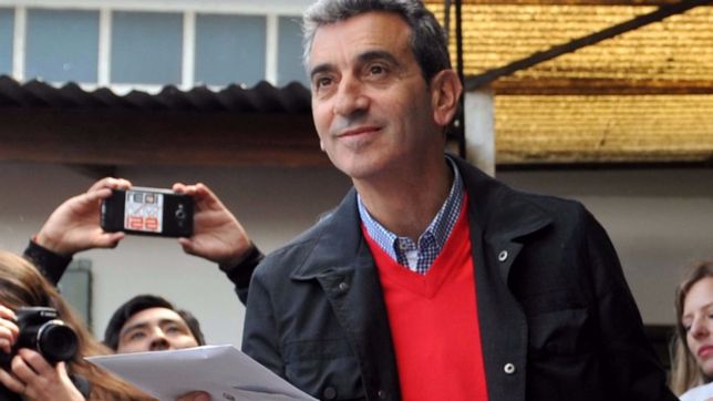 randazzo, tras votar: ?hoy esta hablando la gente, hay que ser muy respetuosos?