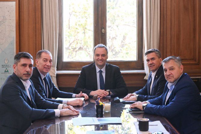 El chaqueño Leandro dero es uno de los gobernadores a los que Santilli ya sabe que visitará luego de su paso por Chubut. 