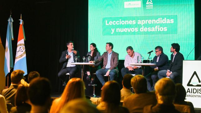 CampoLimpio: Autoridades y expertos del agro impulsan el desarrollo sostenible