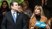 Gerardo Zamora junto a Claudia Ledesma Abdala. El gobernador culminará su cuarto mandato no consecutivo en Santiago del Estero.