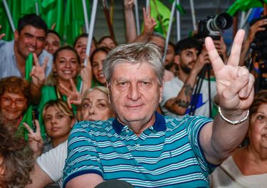 El gobernador Sergio Ziliotto se cargó la campaña al hombro en La Pampa: recomendación para hacer más visible al PJ.