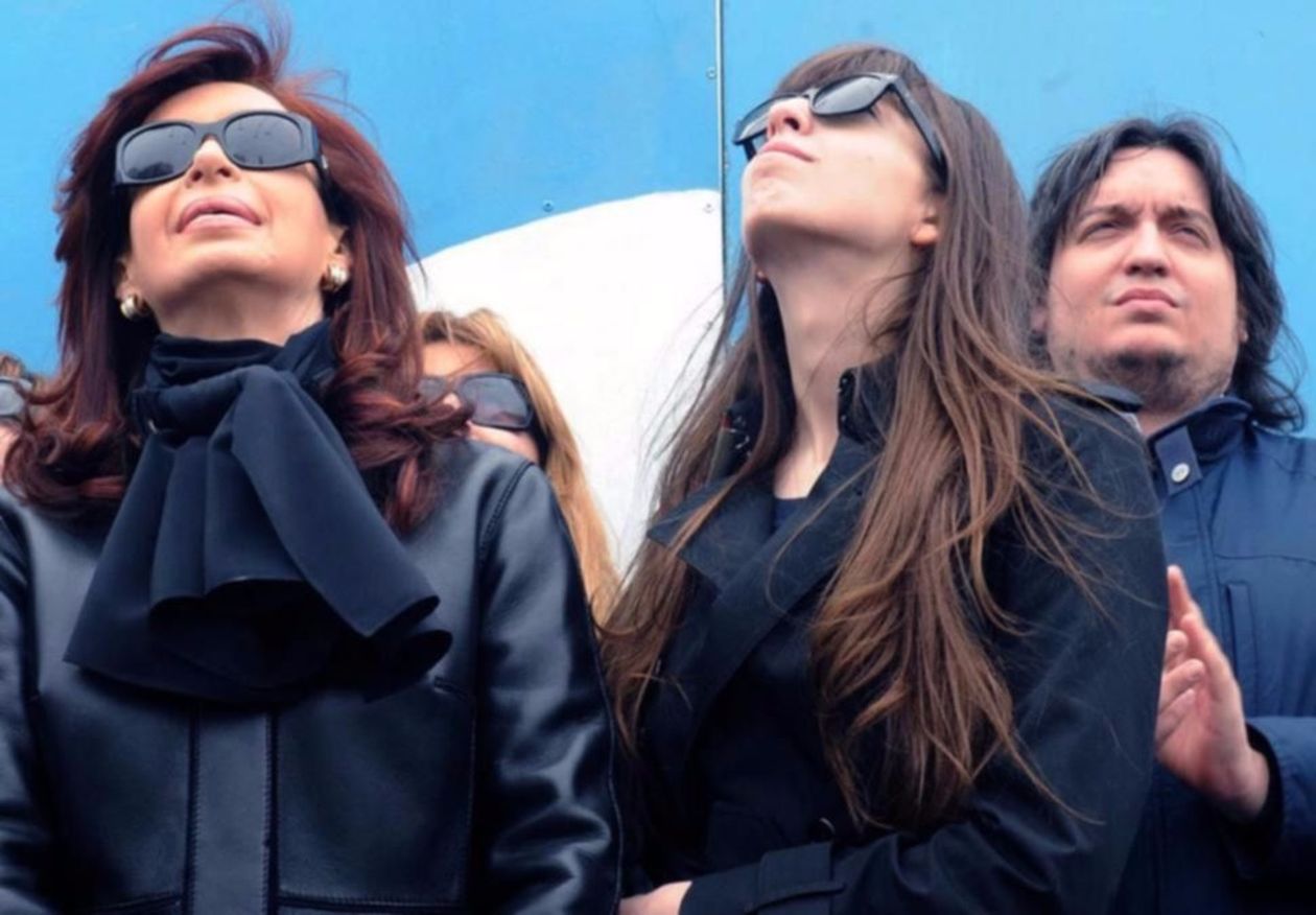 Cristina Kirchner Maximo Kirchner Florencia Kirchner