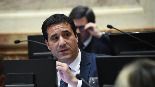 Maximiliano Abad, de la UCR, en contra de los cambios en zona fría, y a favor del reclamo de intendentes.