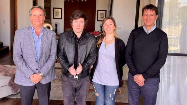 libertarios y pastores: la pata evangelica de milei en santa fe