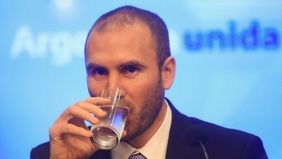 Todo lo que se juega el Gobierno con la oferta por la deuda, una apuesta fuerte