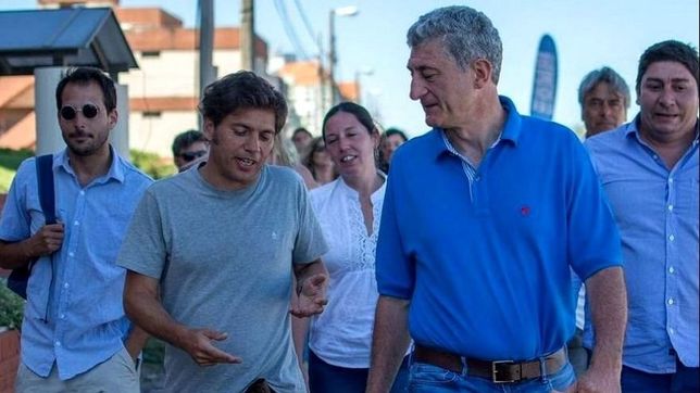 gesell: con berni de escudo, kicillof sigue al margen y cubre a barrera