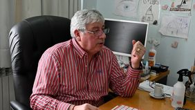 Walter Cortés, intendente de Bariloche. El recorte de fondos nacionales no afecta el pago de salarios municipales.