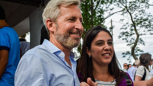 Rogelio Frigerio con Ayelén Acosta, precandidata PRO.